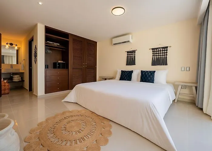 Luxury Ph Private Pool And Roof 13 Pax Steps 5av *