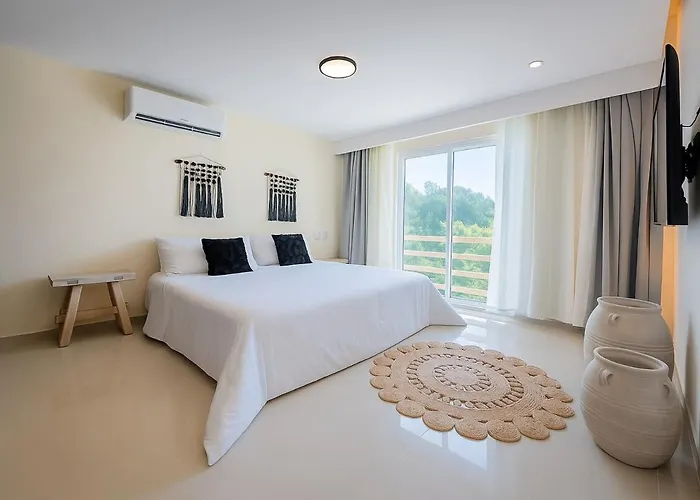 Luxury Ph Private Pool And Roof 13 Pax Steps 5av